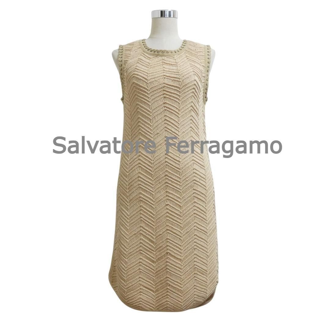 Salvatore Ferragamo サルヴァトーレフェラガモ サイズⅬ コットン 編み込み タイト クルーネック 膝丈 ノースリーブ ワンピース ドレス ベージュ レディース