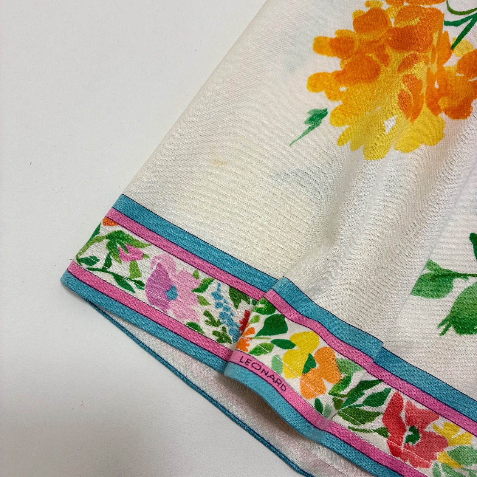 LEONARD レオナール☆半袖Tシャツ プルオーバー M 花柄ホワイト