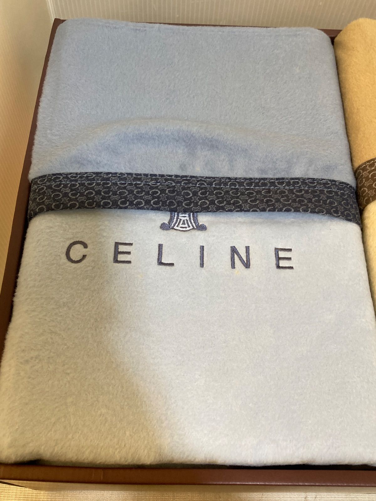 CELINE 綿毛布2枚入り CL2570 ブラウン×ブルー 140×200cm - メルカリ
