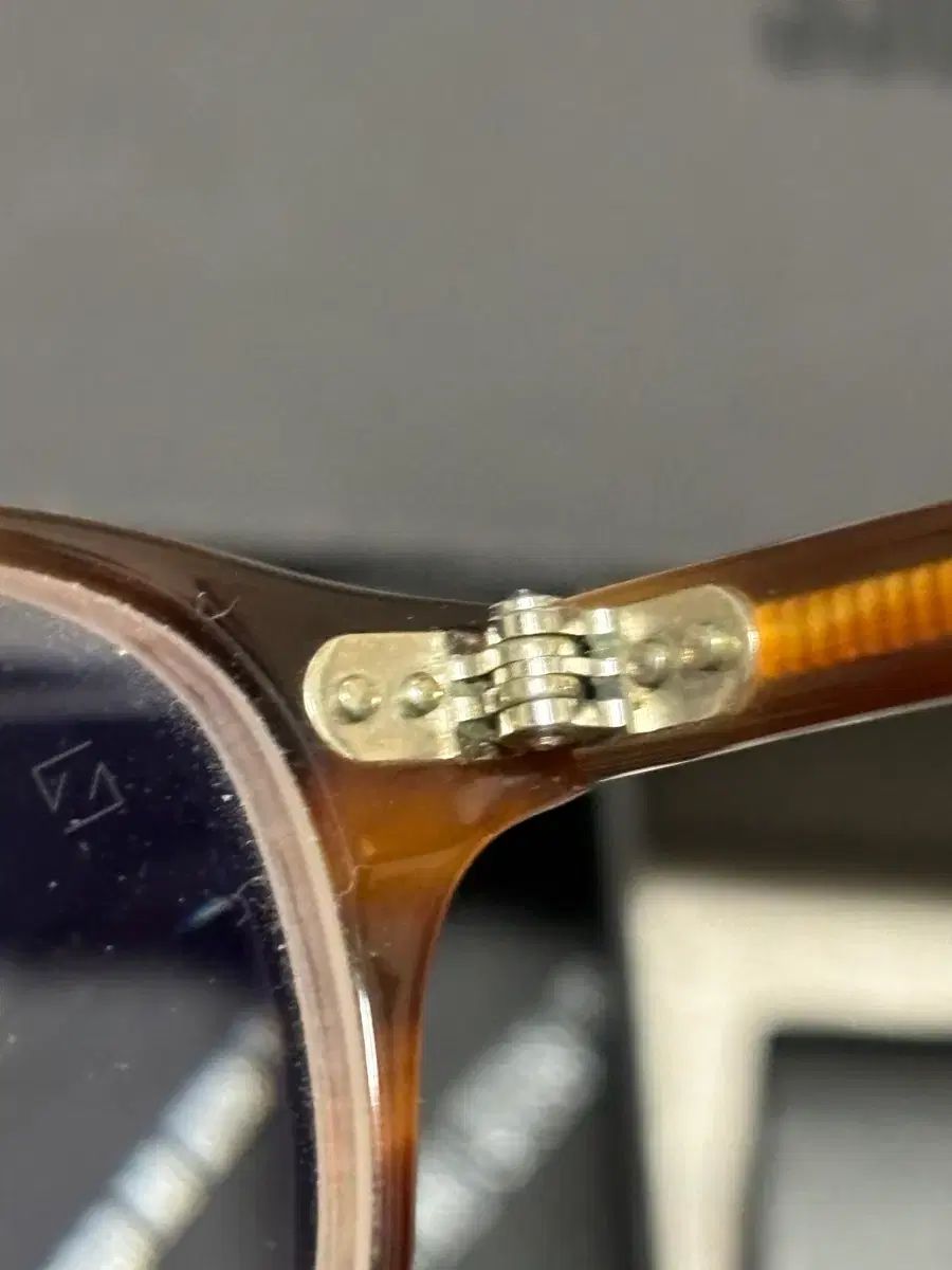  CUTLER AND GROSS カトラー アンド グロス サングラス 小物