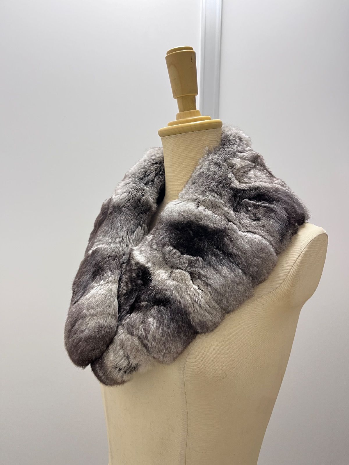 チンチラファーショール