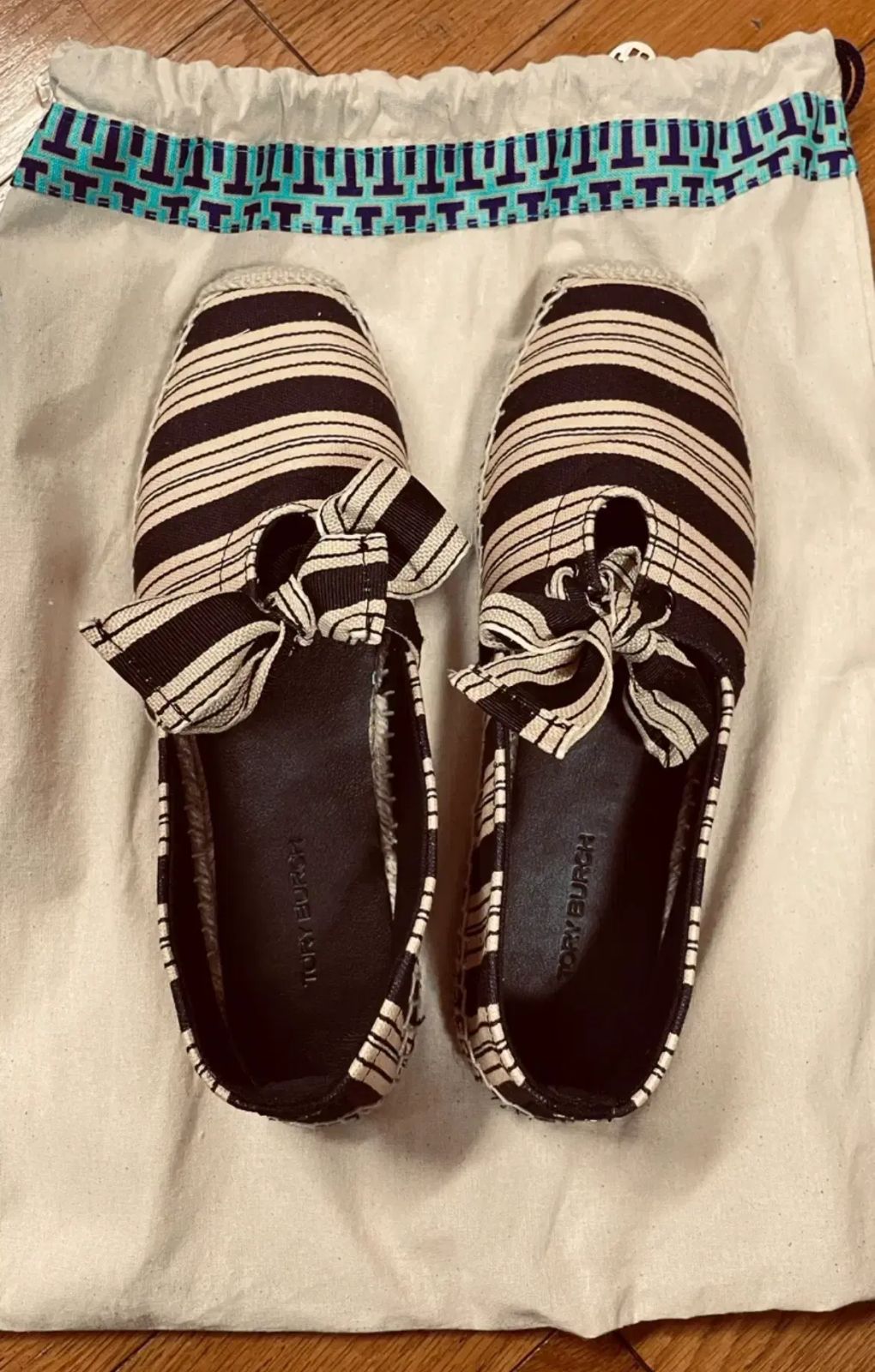 トリーバーチ ストライプ リボンのエスパドリーユ