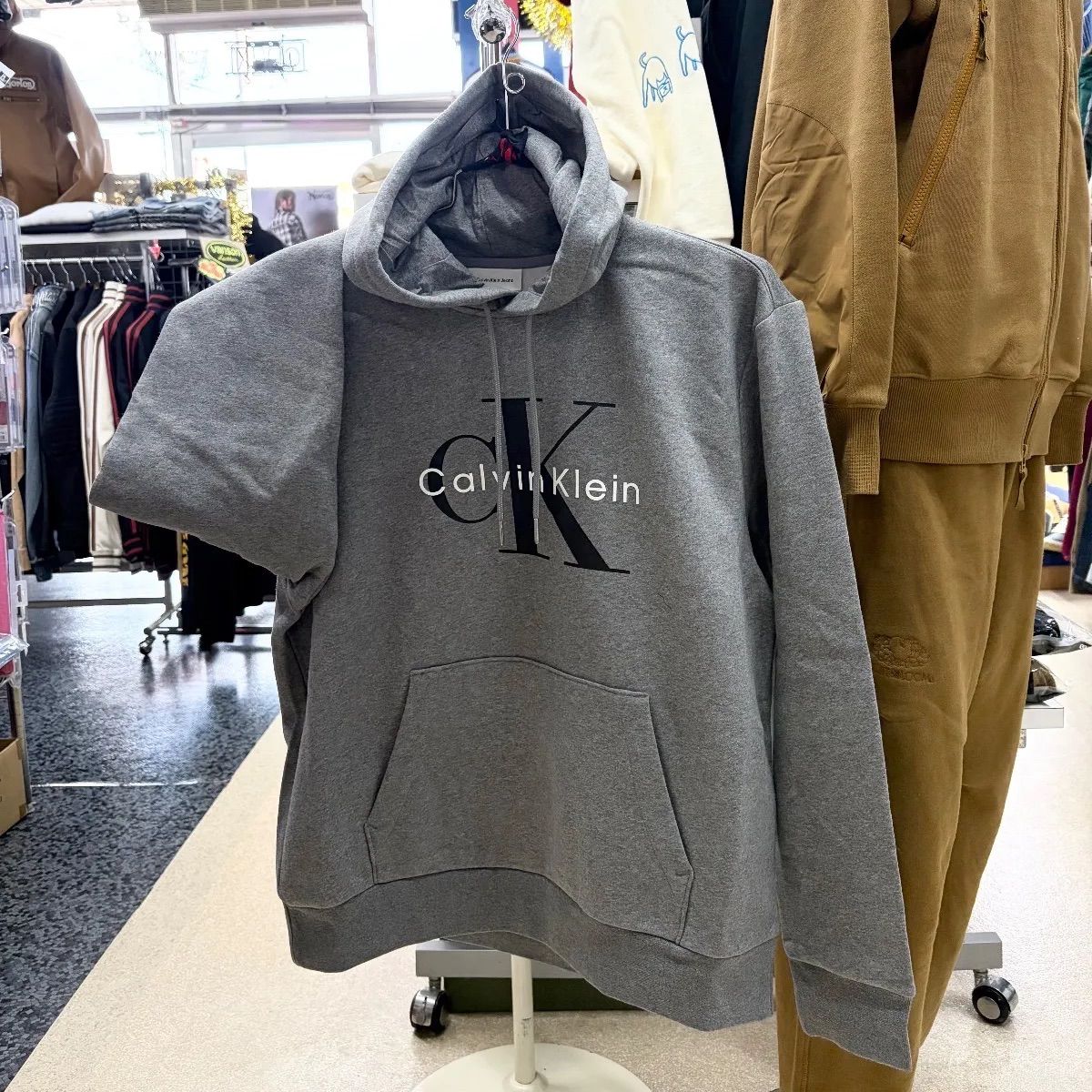 残り1点 calvinklein カルバンクライン⚫︎長袖 裏起毛 ロゴ トレーナー グレー L XL