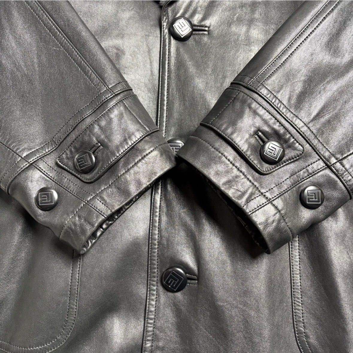 PIERRE BALMAIN ラムレザージャケット　コート　黒 高級羊革PIERRE BALMAIN コート