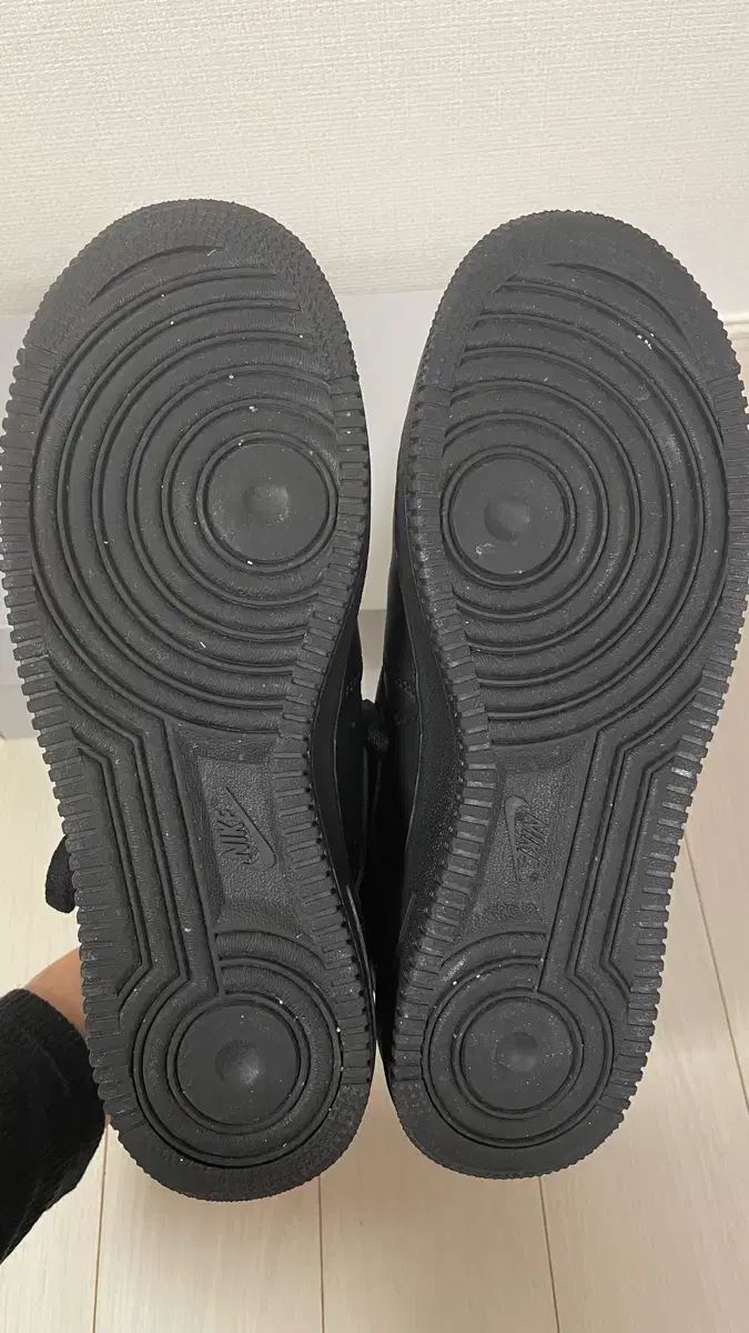  ナイキ エア フォース オールブラック 270 スニーカー 靴