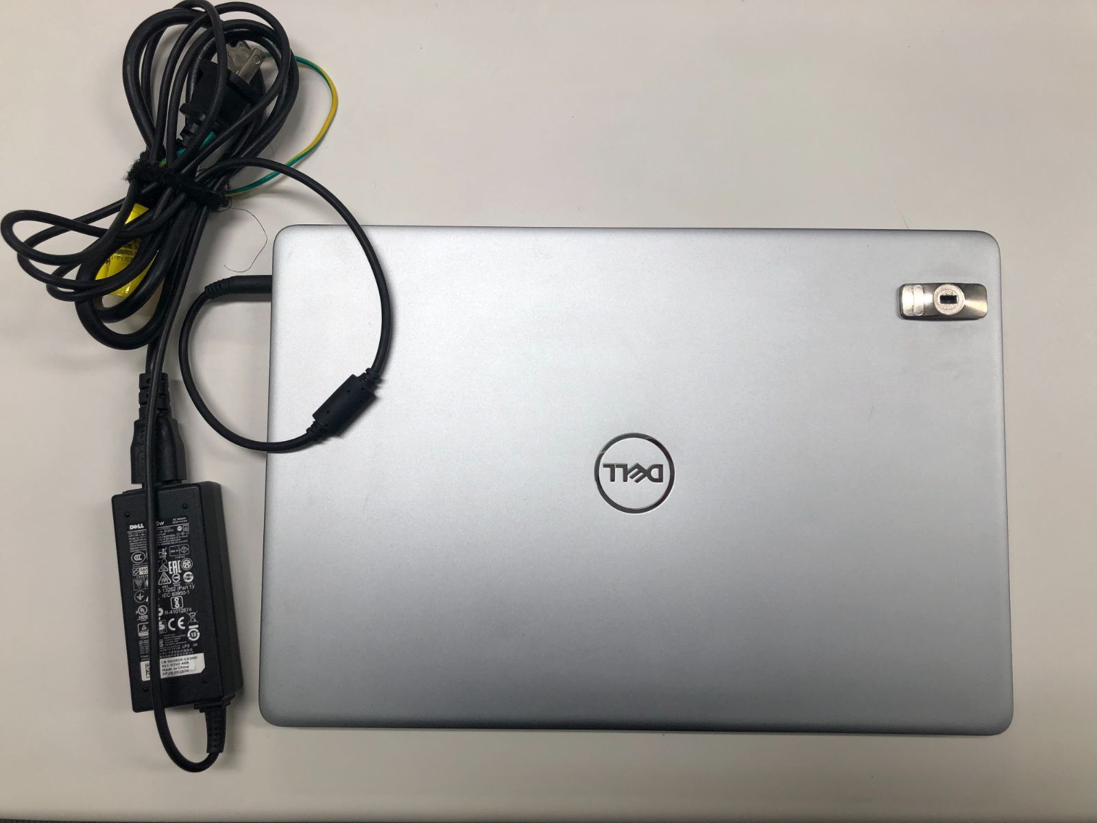 ジャンク品DELL Vostro 5370 ノートPC 中古 - メルカリ