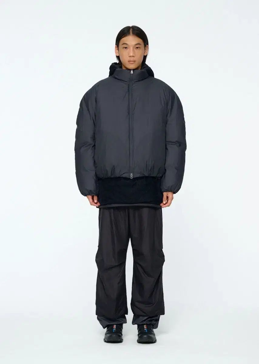 アモーメント ナイロン パデッド ストレート パンツ ブラック mサイズ