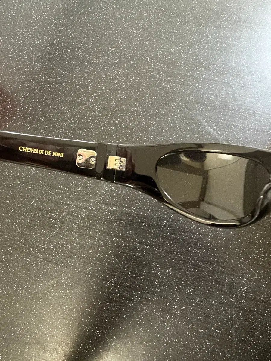  GENTLE MONSTER ジェントルモンスター ジェニ ジェントルサロン シューブラック 01 サングラス 小物