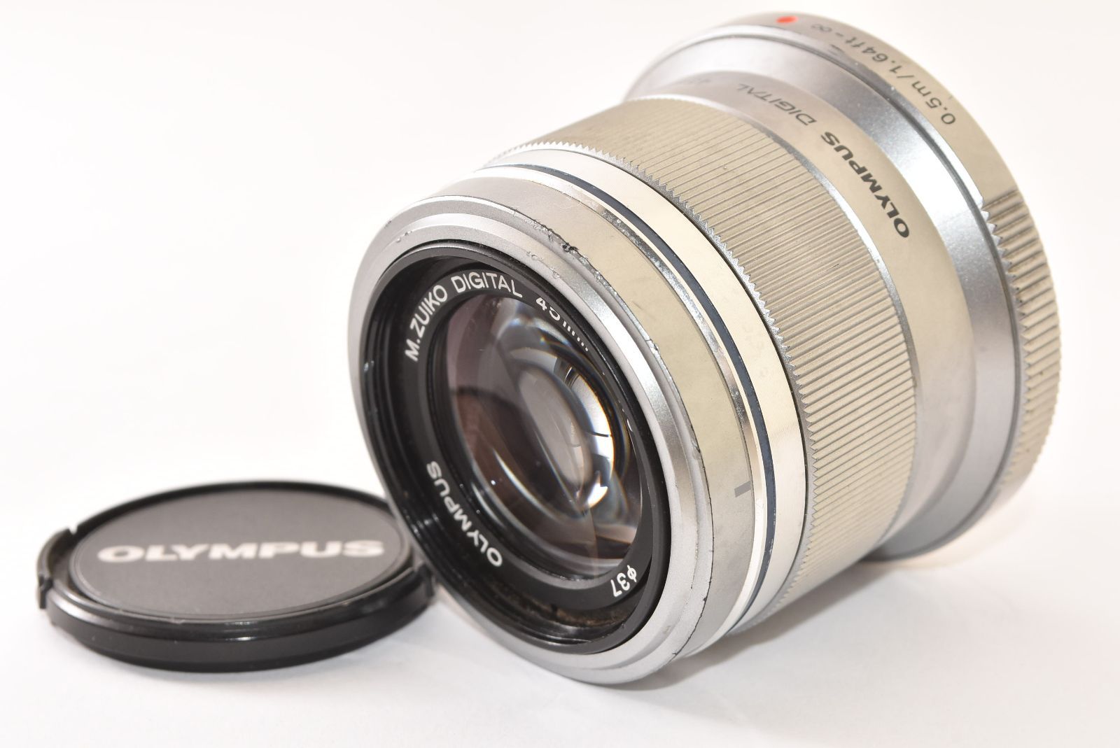 OLYMPUS オリンパス M ZUIKO DIGITAL 45 mm F 1 8 シルバー 2601009