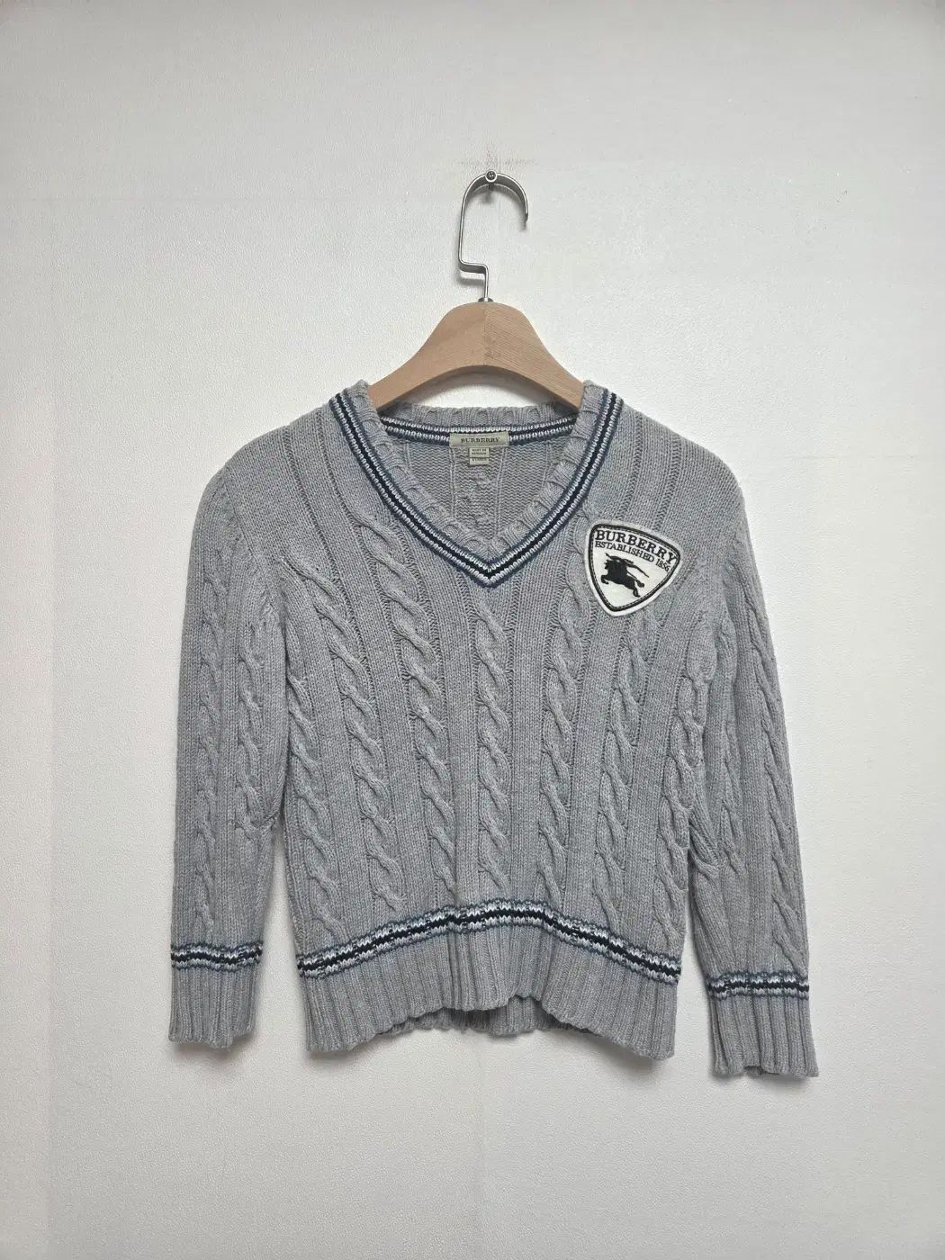 バーバリーキッズ ケーブルニット グレー 6 Y