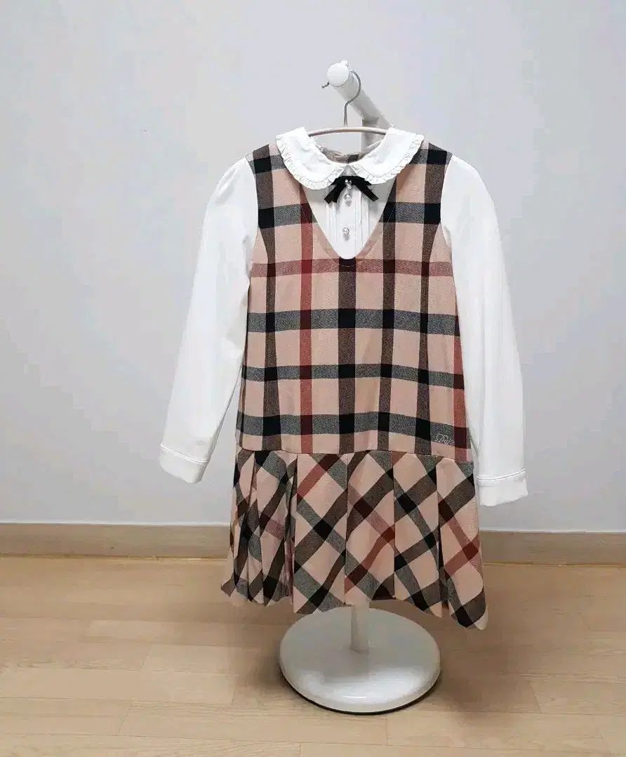 ダックスキッズ ONE PIECE 140