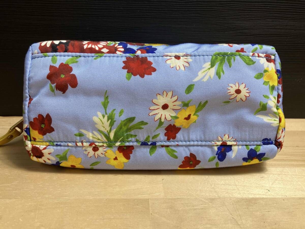 miumiu ミュウミュウ