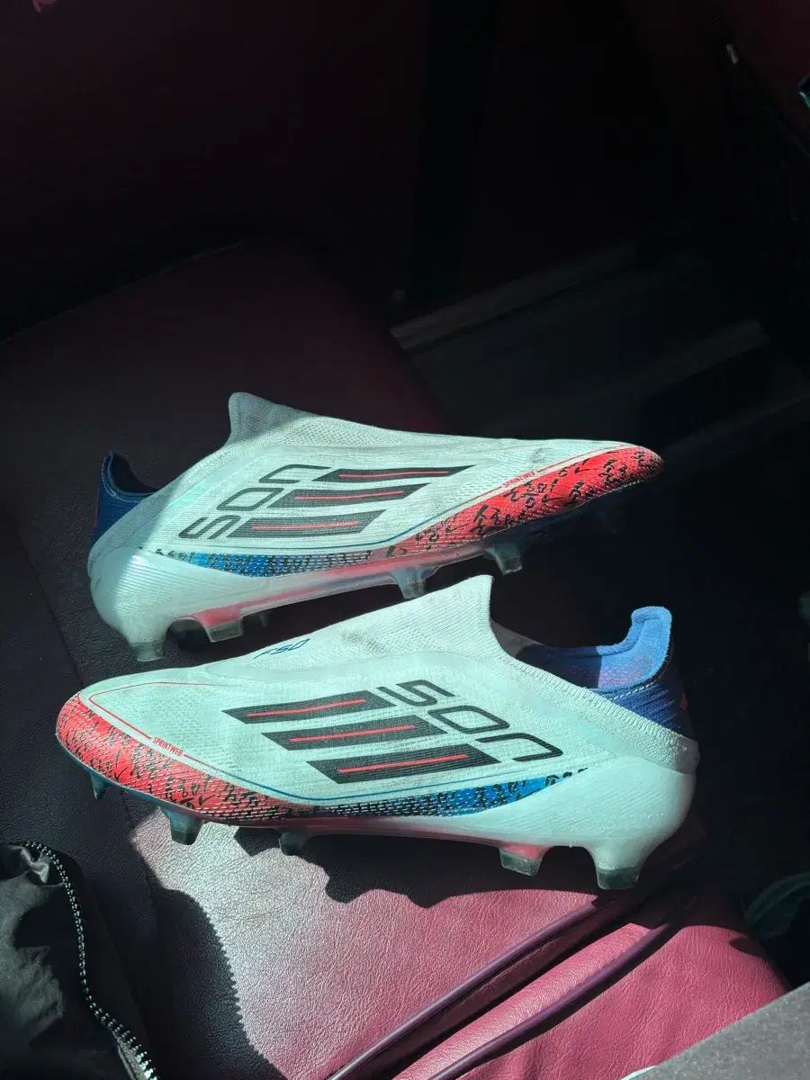 アディダス F 50 ソン フンミン EDITION 270