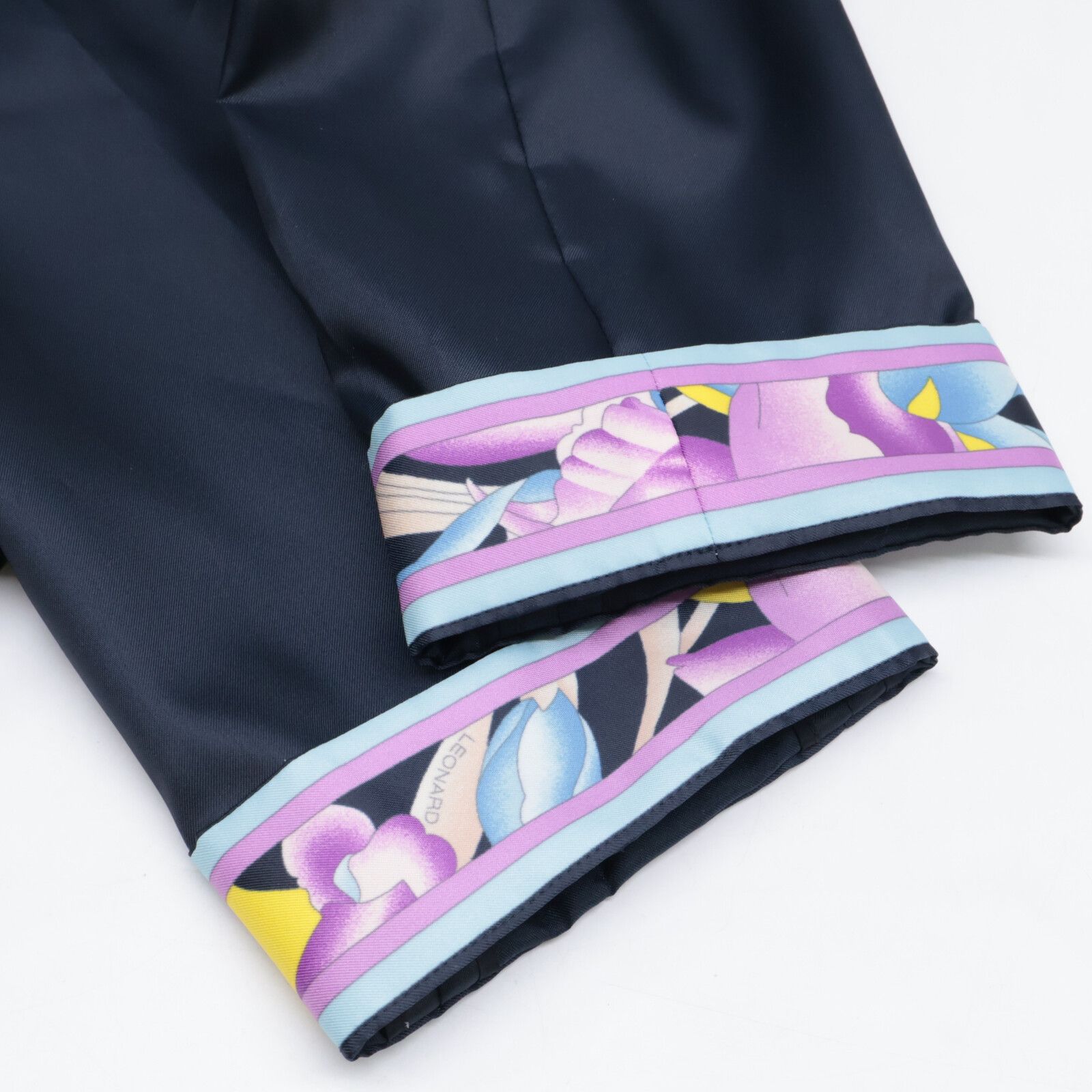 LEONARD レオナール 美品 0628350 ナイロン×シルク ベルト付き