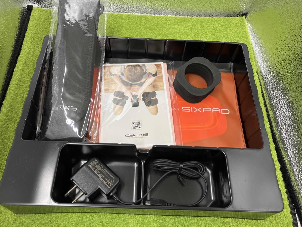 未使用に近い】シックスパッド ボディフィット2 充電式 新品ジェル