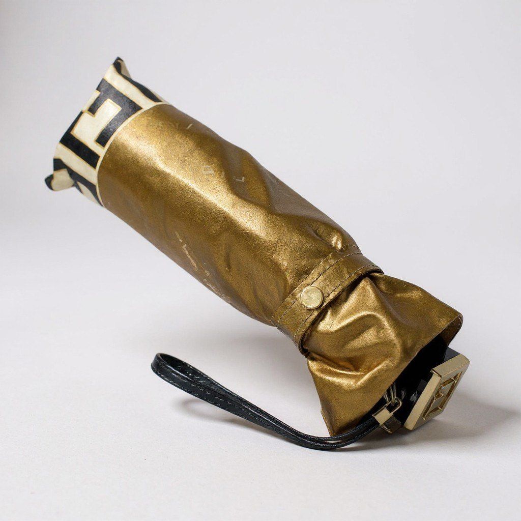 a6 FENDI フェンディ ズッカ柄 折り畳み傘 雨傘 ズッキーノ ムーン