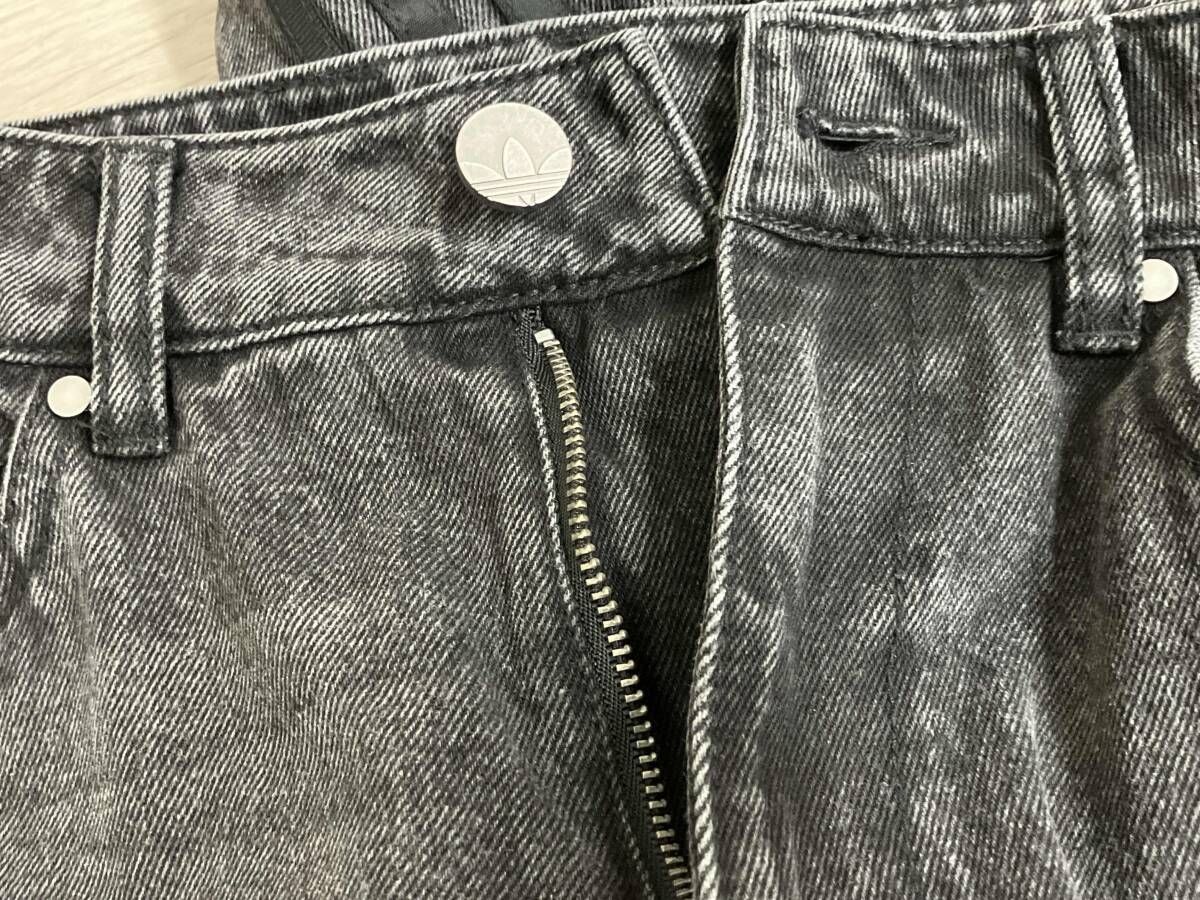 adidas アディダス