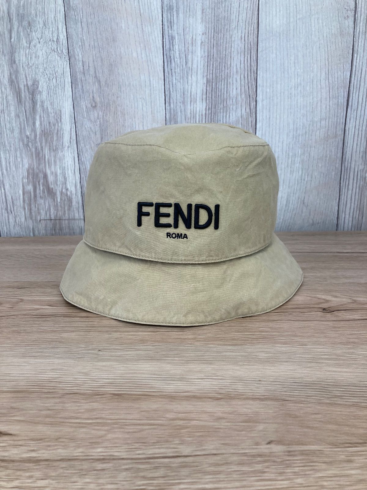 Fendi バケットハット ベージュ ロゴ FENDI フェンディ リバーシブル バケットハット ベージュ FFロゴ