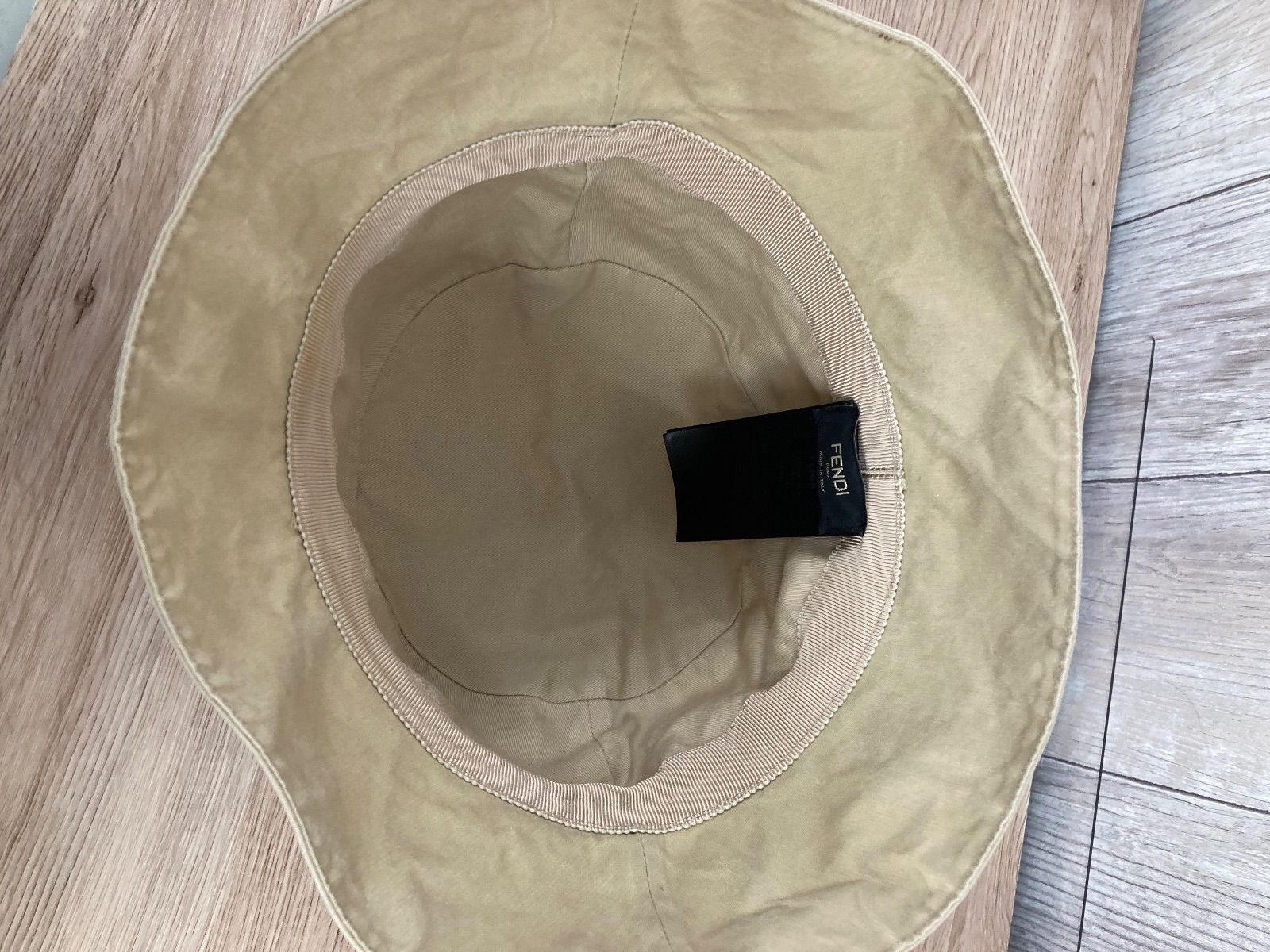 ベージュ ＦＦロゴ