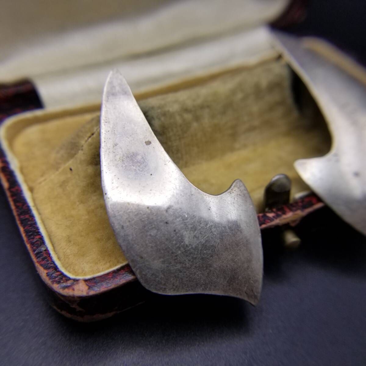 ナバホ族 Bobby Cayaditto モダニスト 925 シルバー ヴィンテージ