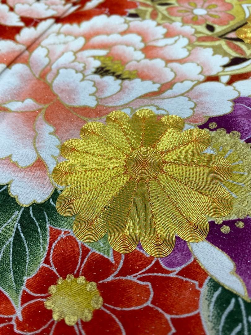  振袖 金駒 金彩 銀通し 毱 花々 身丈172 cm 撥水加工済 MO 3260 振袖 着物