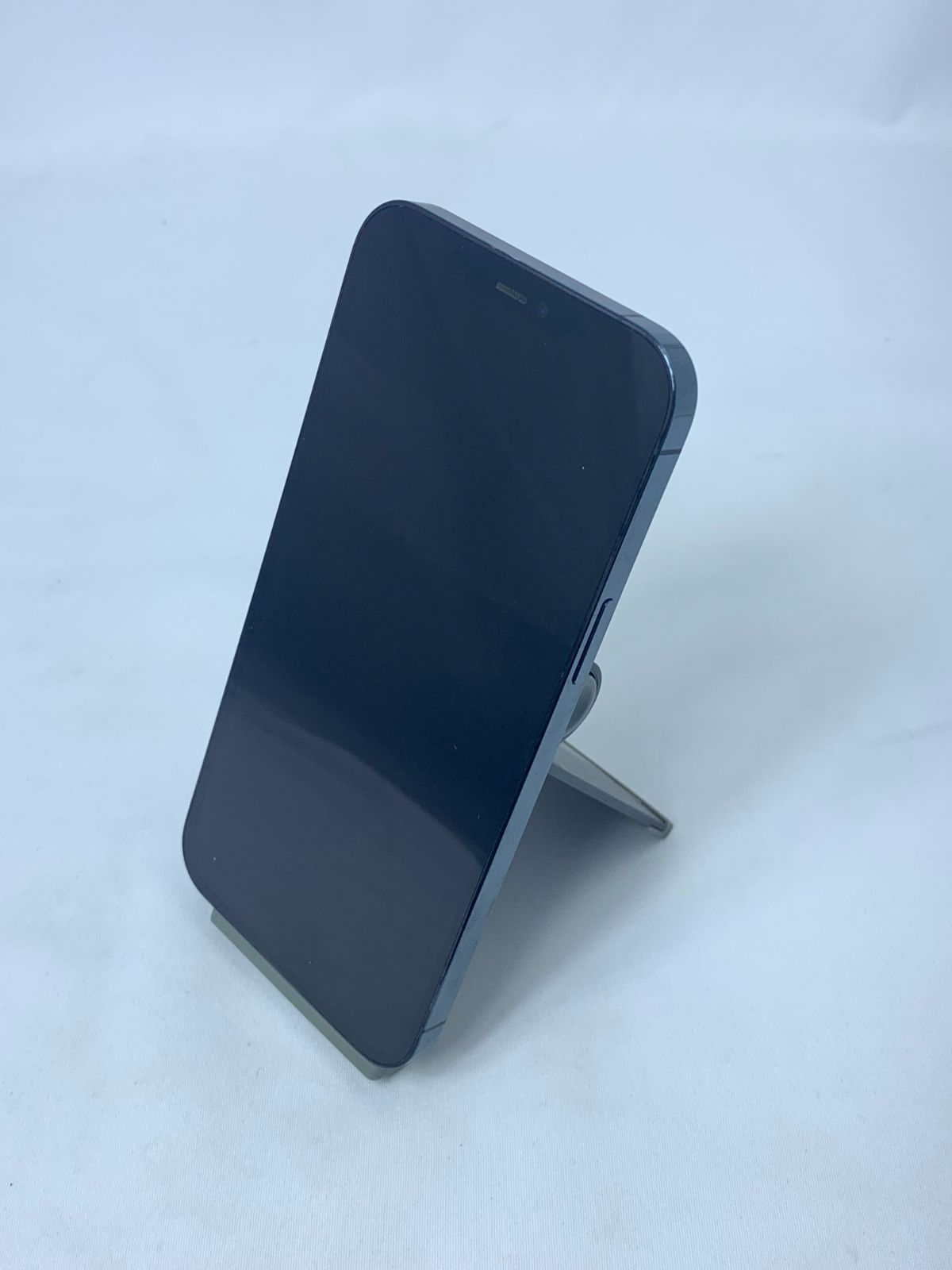 フレームキズ有 画面キズ有 iPhone 12 ProMax 256 GB ブルー simロック解除済