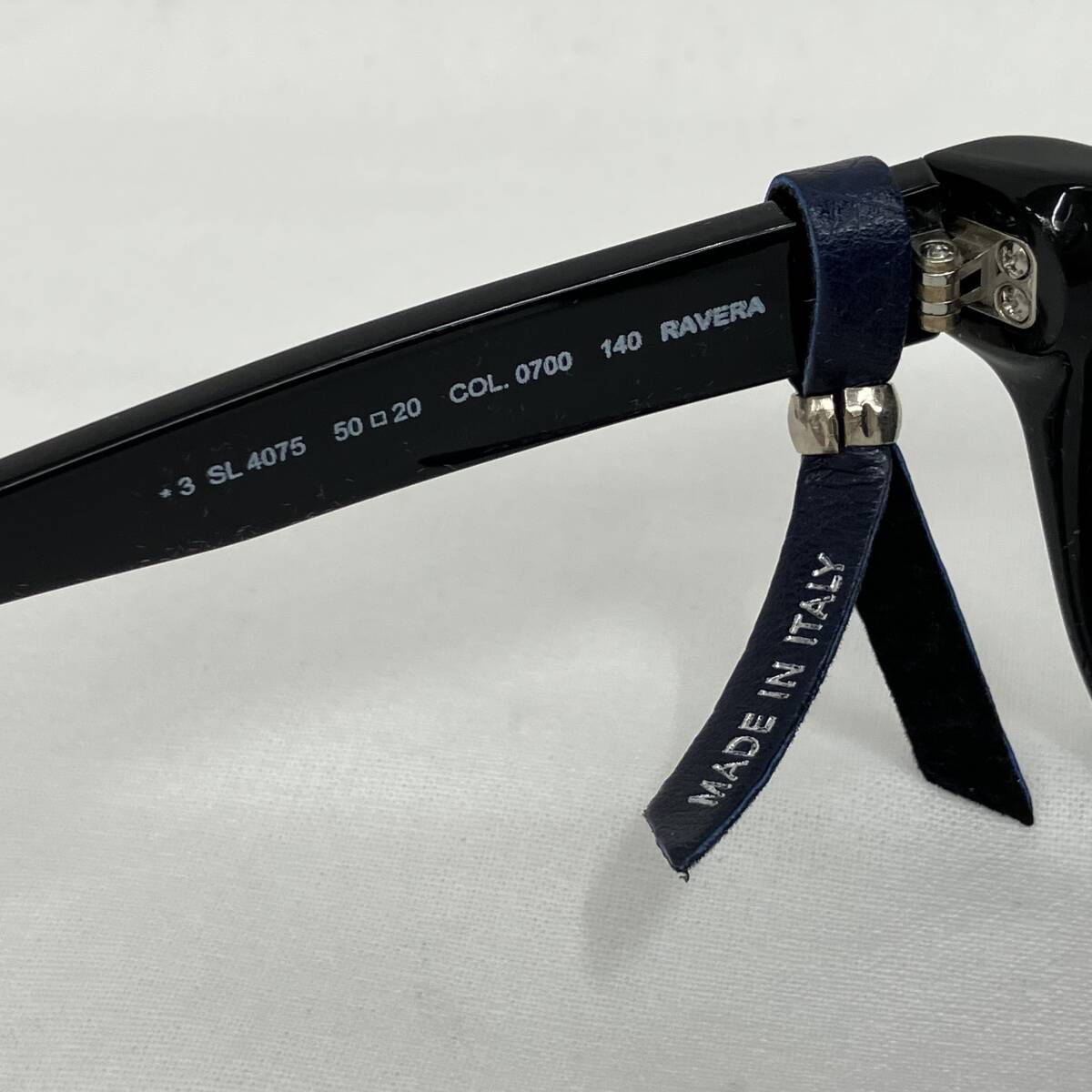 RAVERA ブラックフレーム