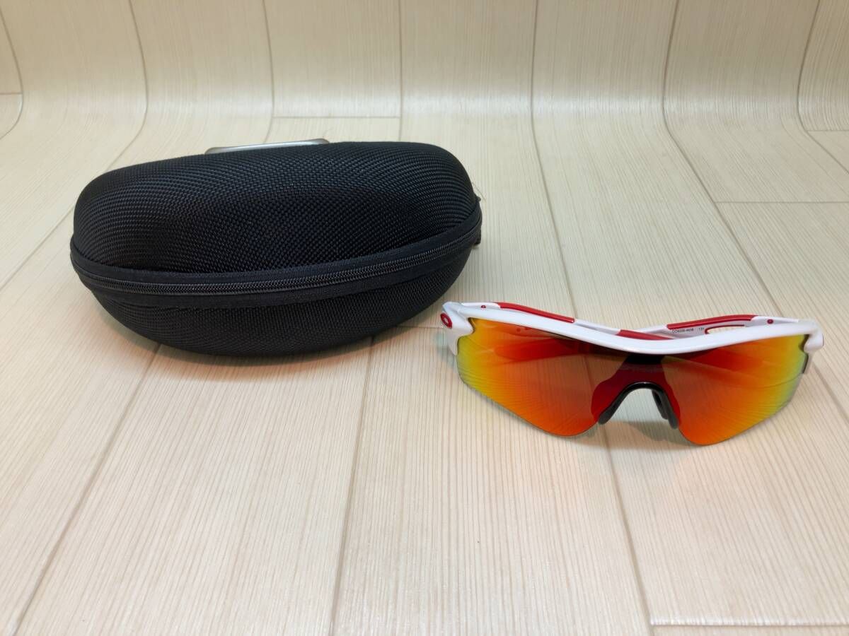 OAKLEY オークリー 009206-4638 サングラス ケース付き ホワイト × オレンジ 通年