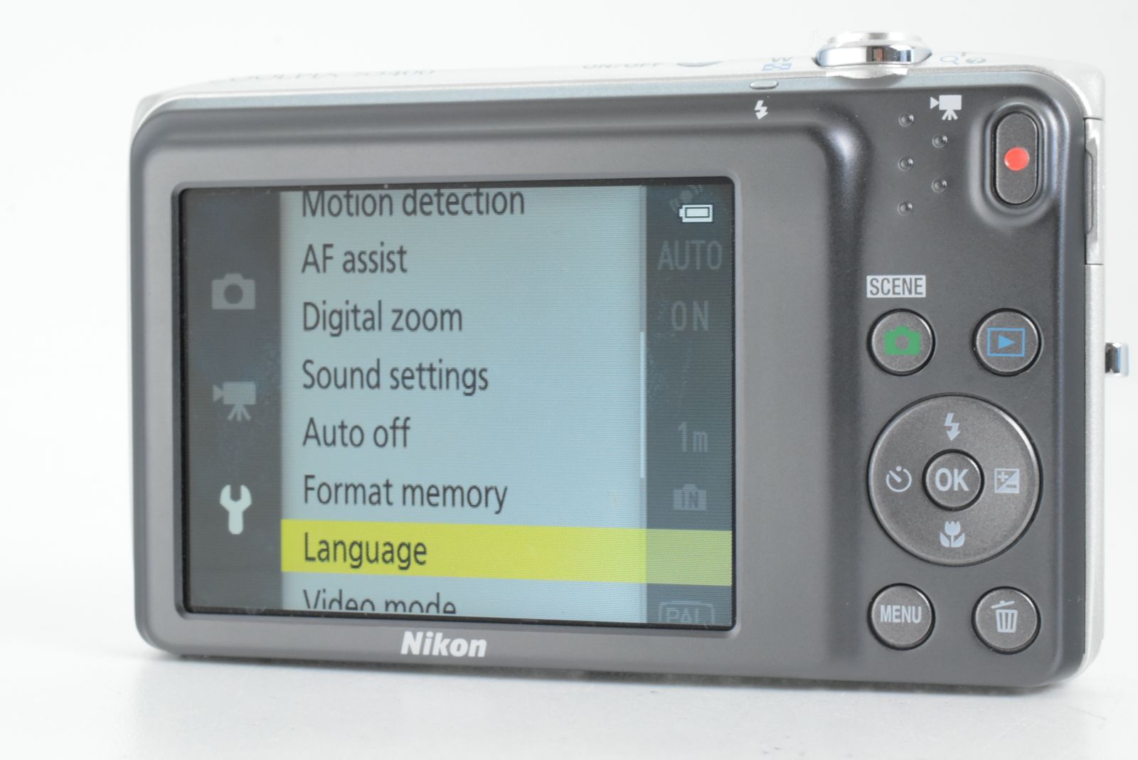 美品】Nikon Coolpix S3400 Silver Compact Digital Camera ニコン