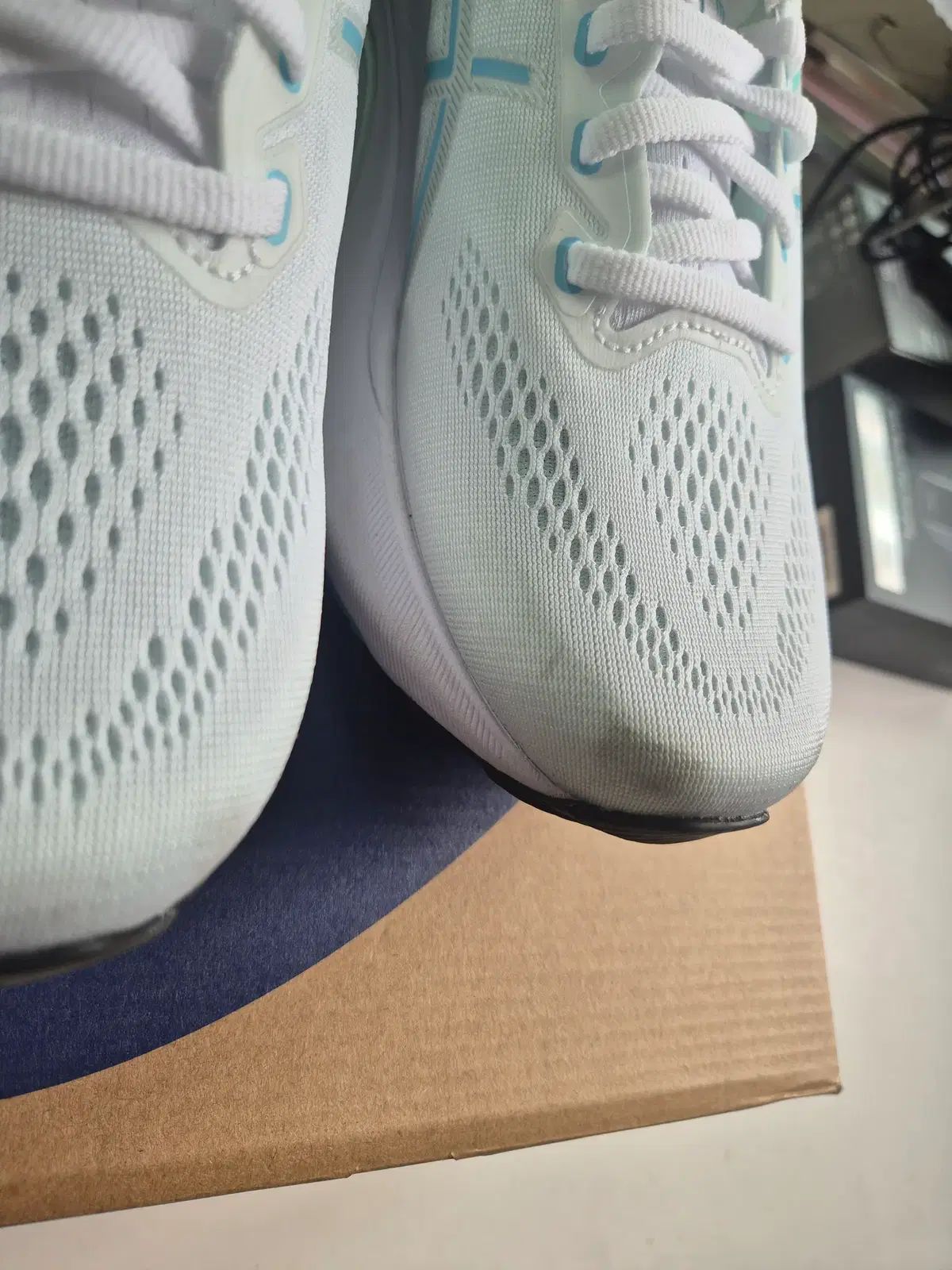 アシックス ゲル カヤノ 31 白 ブライト シアン