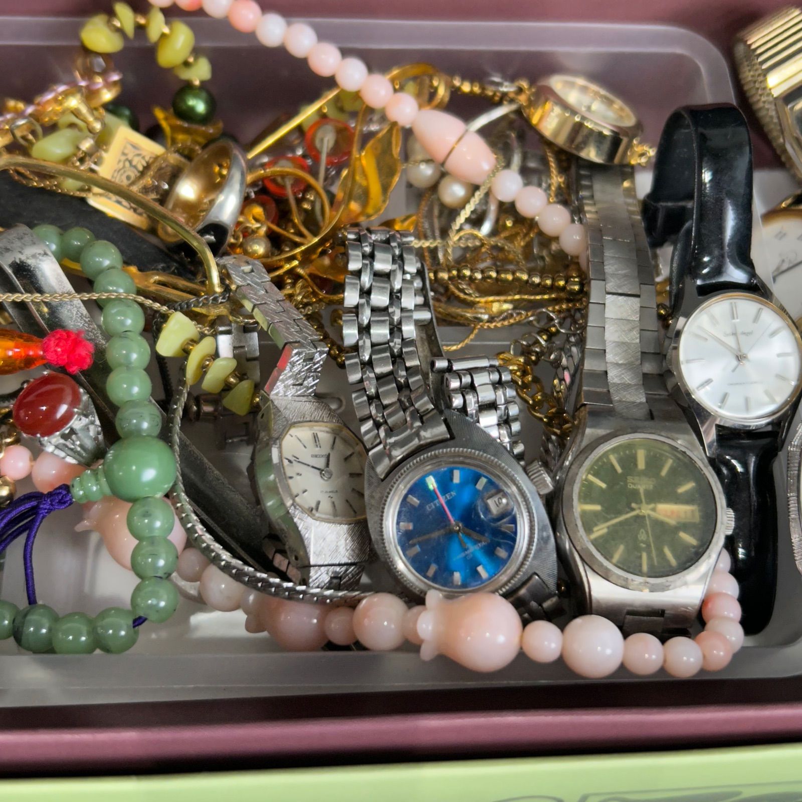 遺品整理④ アクセサリーおまとめ ④遺品整理 金杯 メッキアクセサリー アクセサリーおまとめ ネックレス