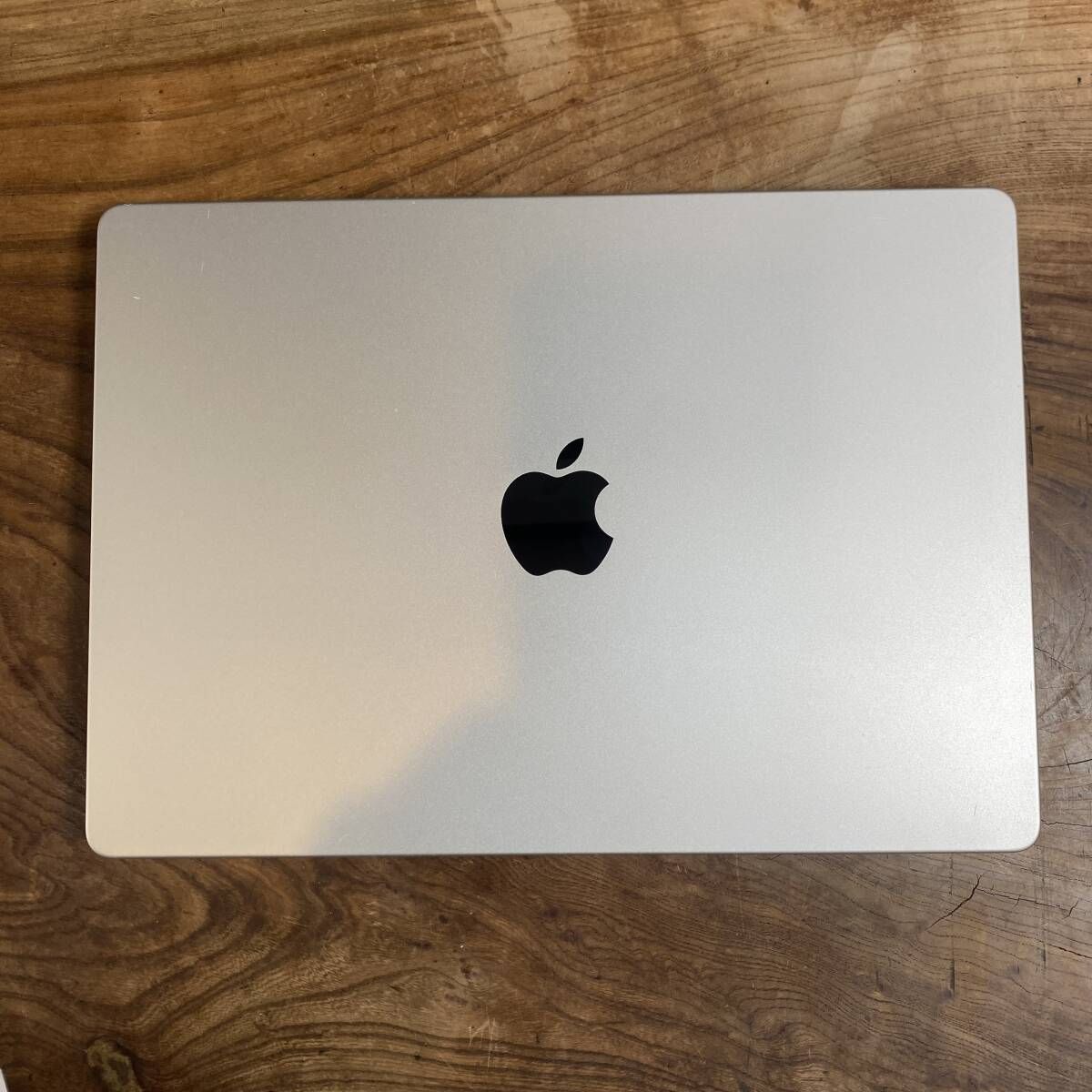 美品 Macbook Pro 2021 14インチ Windows 11 Pro MacBook Pro 14インチ Apple M1 Proチップ搭載モデル[2021年モデル/SSD