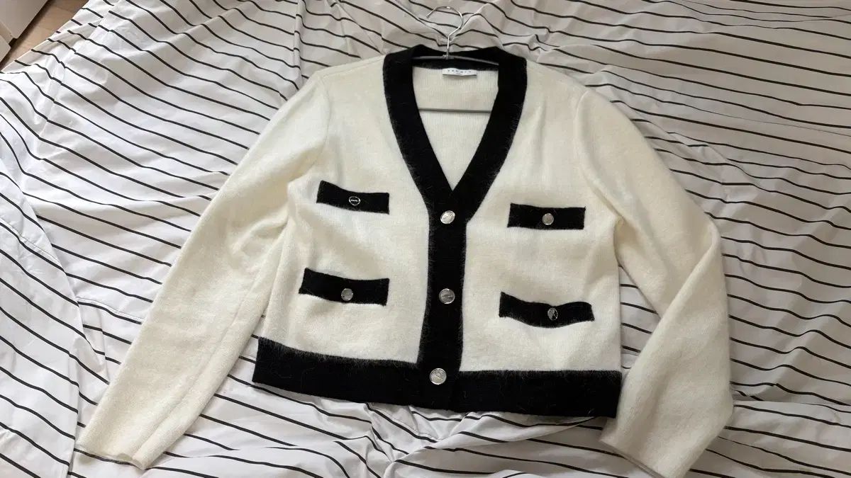 SANDRO 白黒 バイカラー カーディガン 55 66半