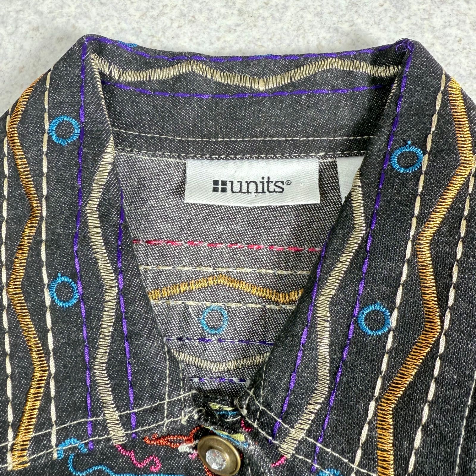 USA ヴィンテージ アメリカ古着 UNITS 総柄 刺繍 ビーズ スパンコール 