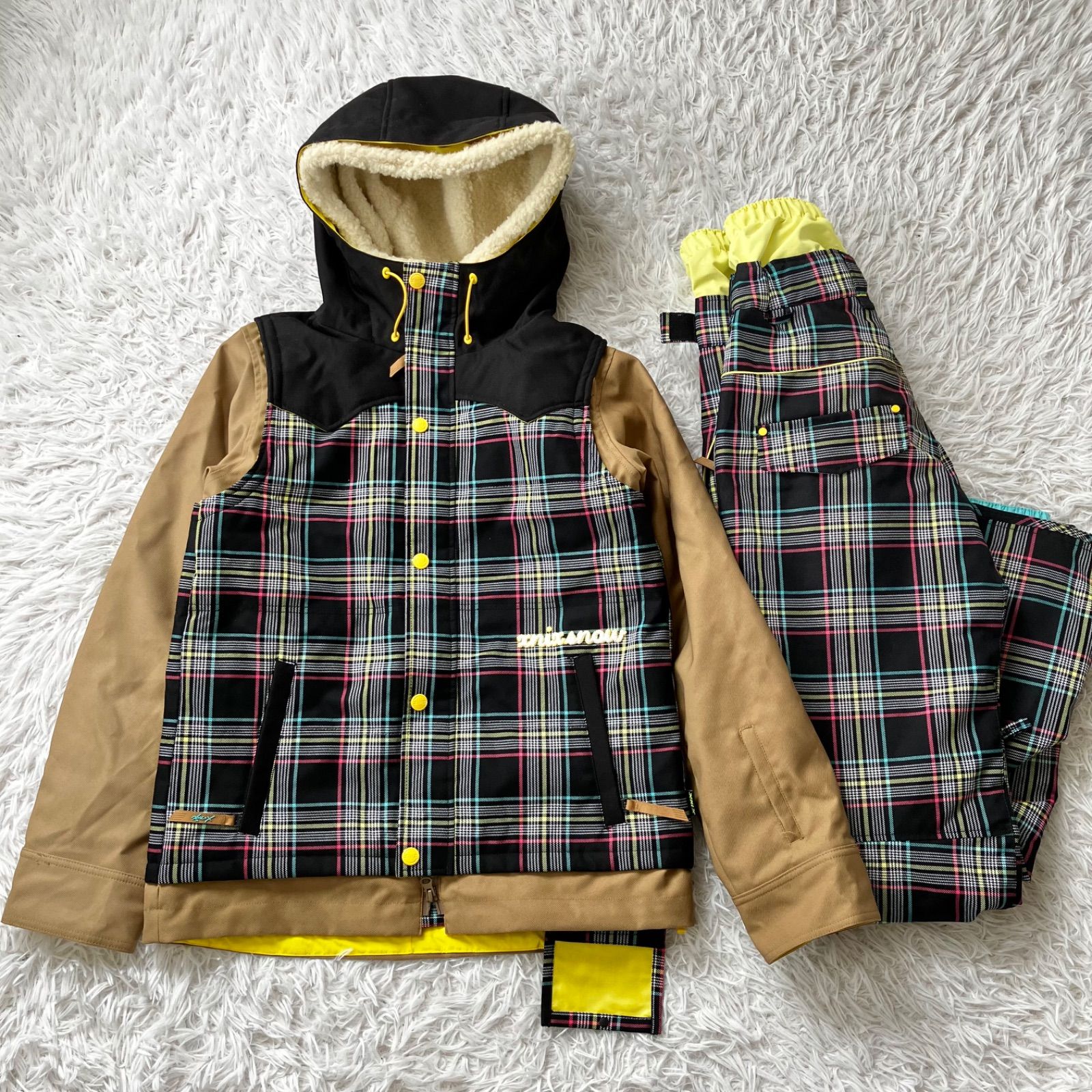 エクスニクス スノーボードウェア 上下セット スキーウェア セットアップ Mサイズ スキー 4621