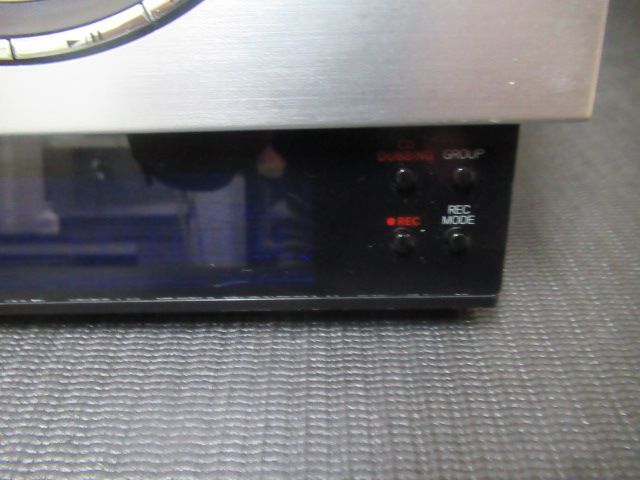 ジャンク品 ONKYO オンキョー CD/MD チューナーアンプ FR-T1 2007年製