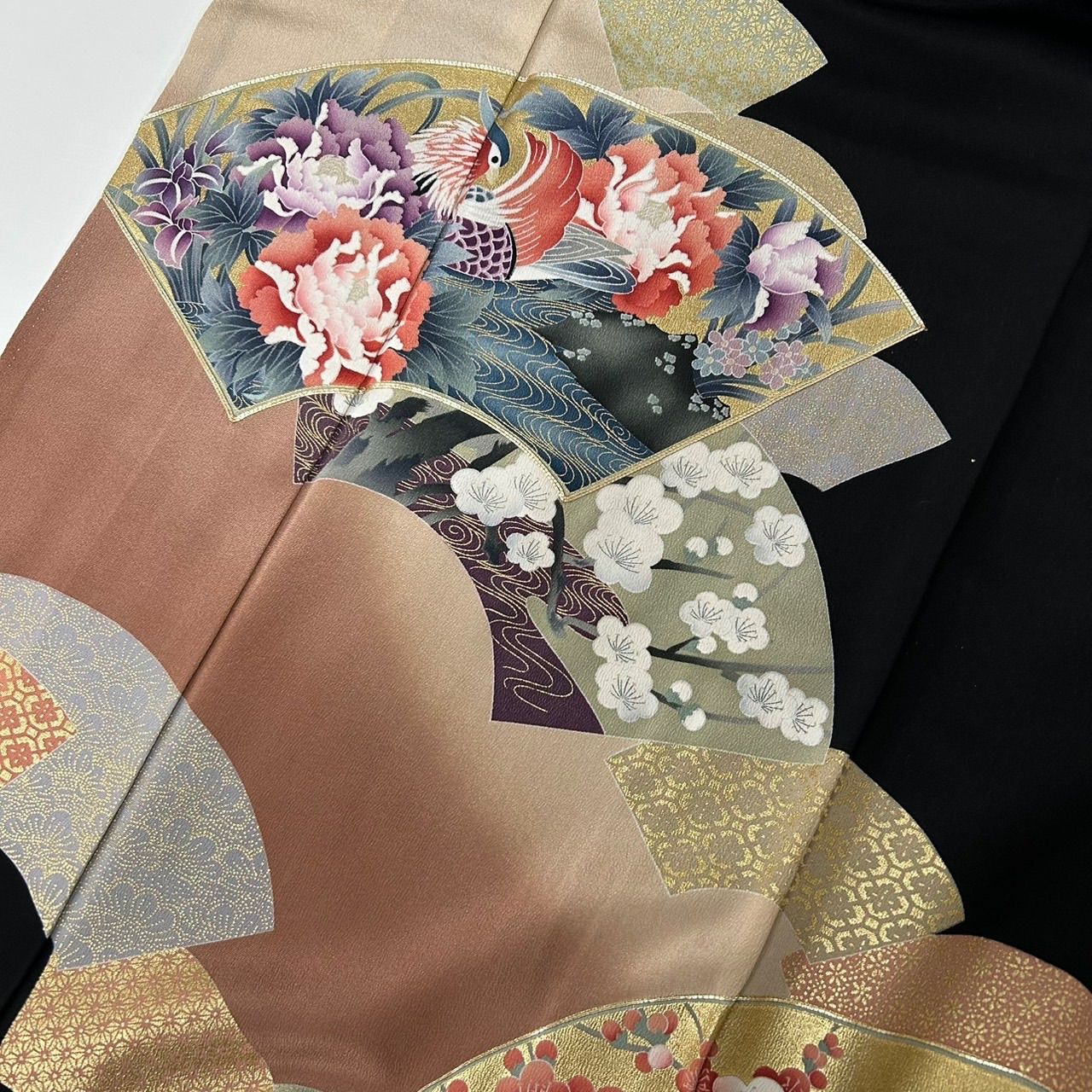 黒留袖 金駒刺繍 金彩 扇に花柄 五つ紋 正絹 着物 MK-2704 - メルカリ