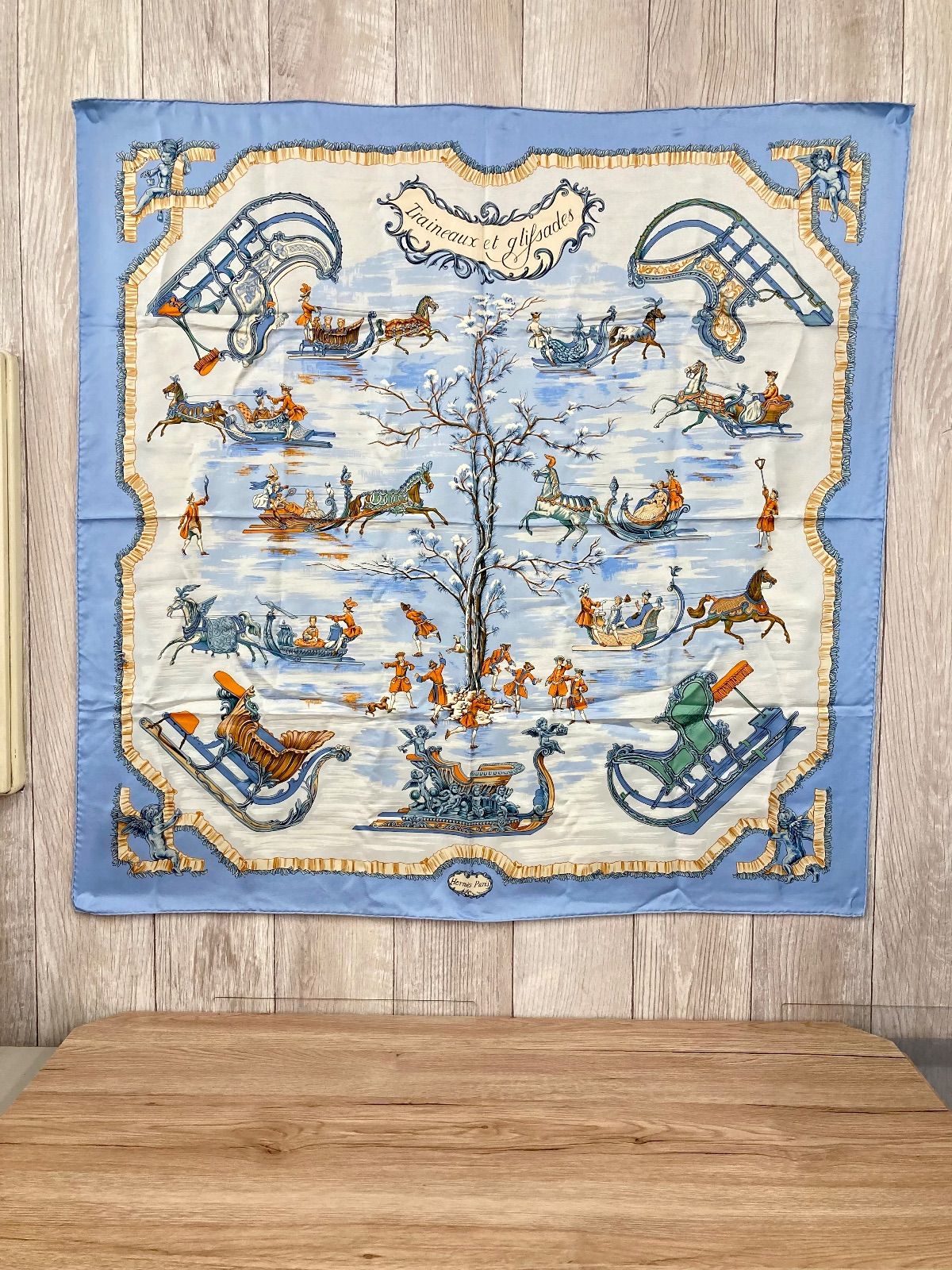 HERMES エルメス カレ 90 Traineaux et glifsades ソリとスケート 衣料品