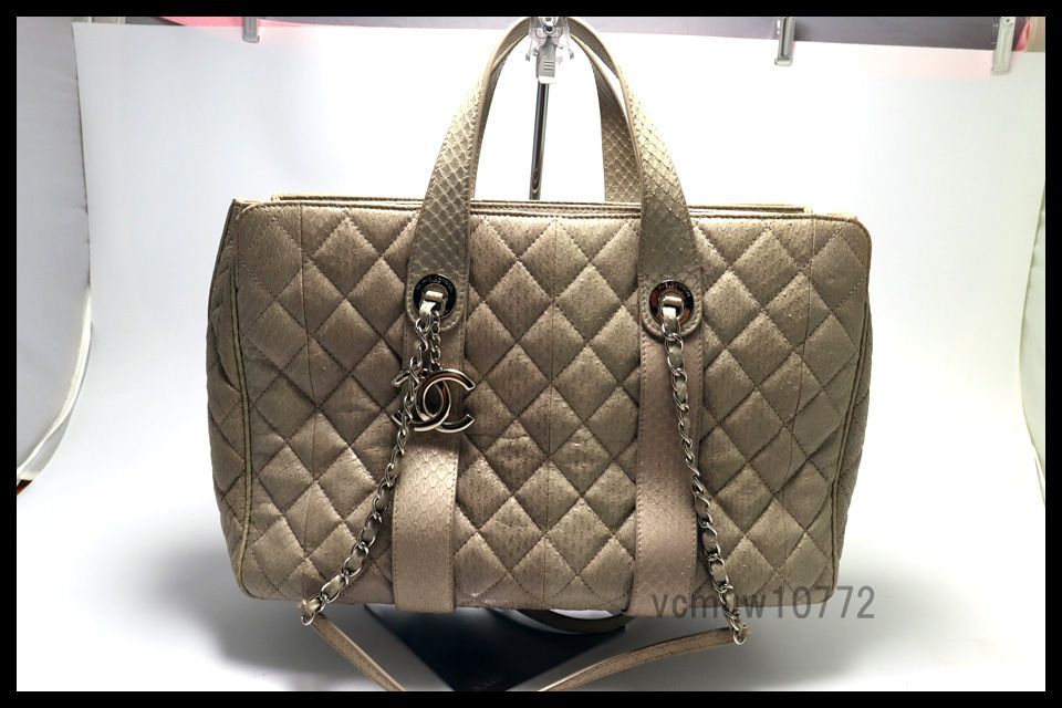 CHANEL 20番台 マトラッセ SV金具 パイソン×レザー 2 way トートバッグ シャネル 1218 me 39603