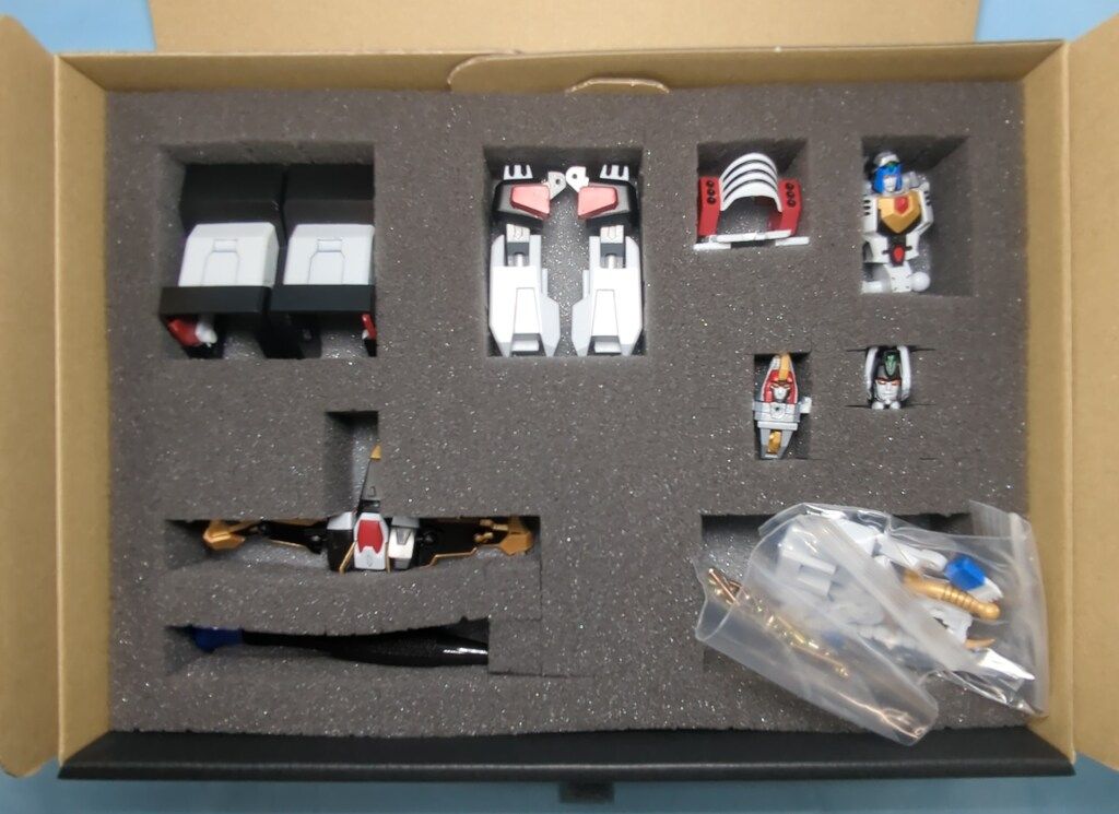 スタジオハーフアイ 完全変形ダンクーガノヴァ 交換カラーパーツセット