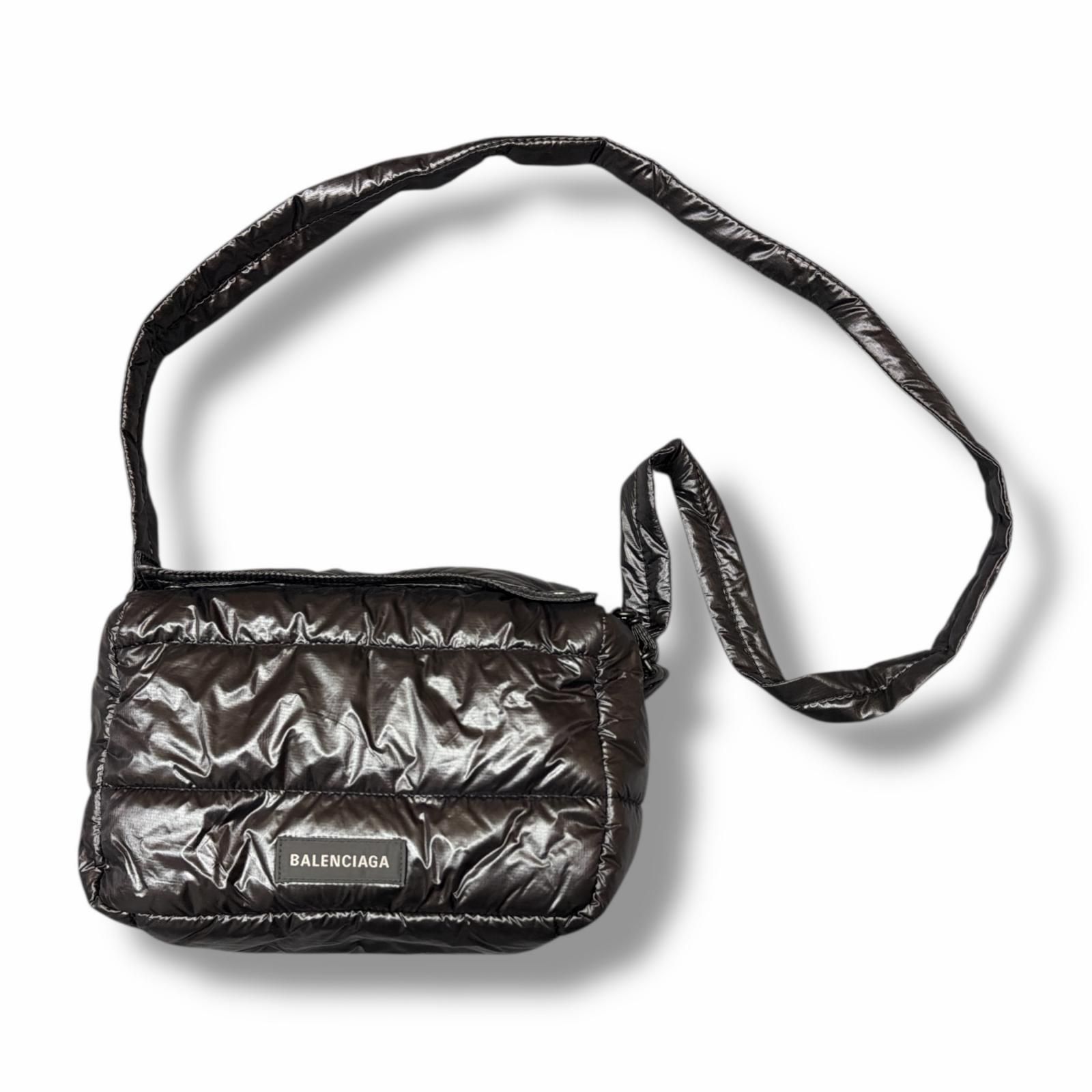 BALENCIAGA Puffer Crossbody Bag パファークロスボディバッグ
