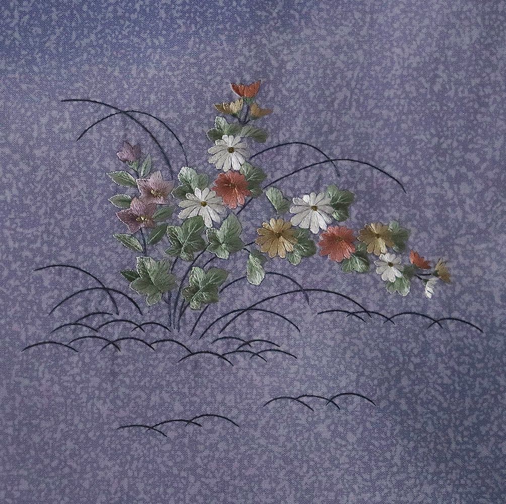  染大島紬 訪問着 袷 正絹 青グレー グレー紫 暈し 刺繍 洛中 蹴鞠の図 Sサイズ ki 31590 レディース セミフォーマル 訪問着 付け下げ 着物