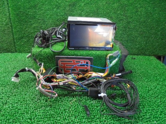 2 FC 4540 ED 4 プジョー 5008 ABA T 875 F 02 後期型 2014年 にて使用 Panasonicストラーダ メモリーナビゲーション CN R 300 D