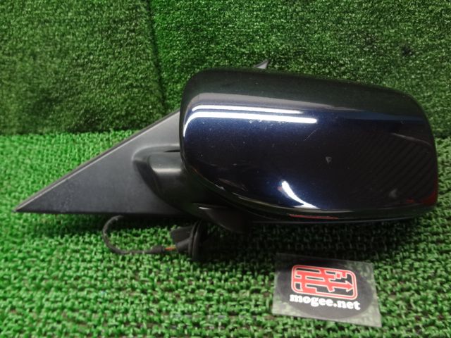 ＢＭＷ 5シリーズツーリング 525i ハイライン（価格:99万円, 三重県 中古　BMW 525ⅰDT25　 右ドアミラー　12P2P　12本線　シルバー色　2002年11　