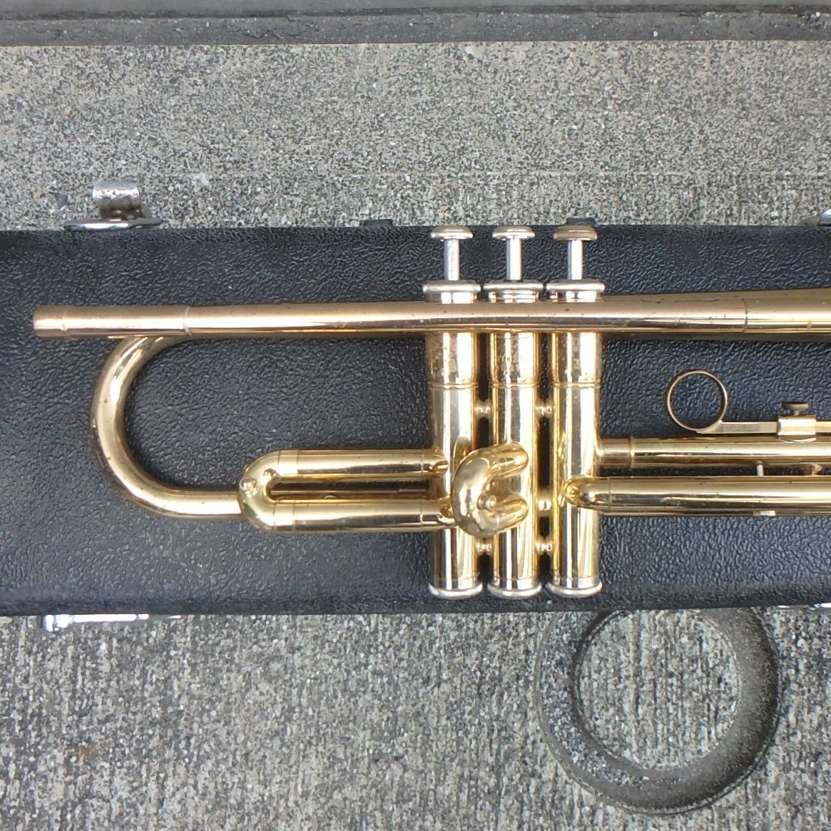 発送のみ】YAMAHA ヤマハ トランペット YTR2321 学校備品 金管楽器