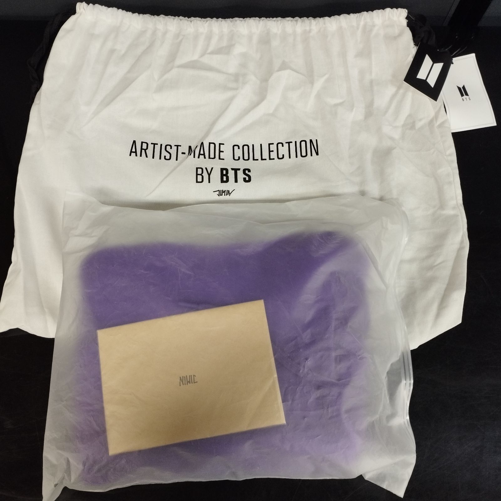 D1900】未使用品 BTS ジミン アーティストメイド フーディー パーカー