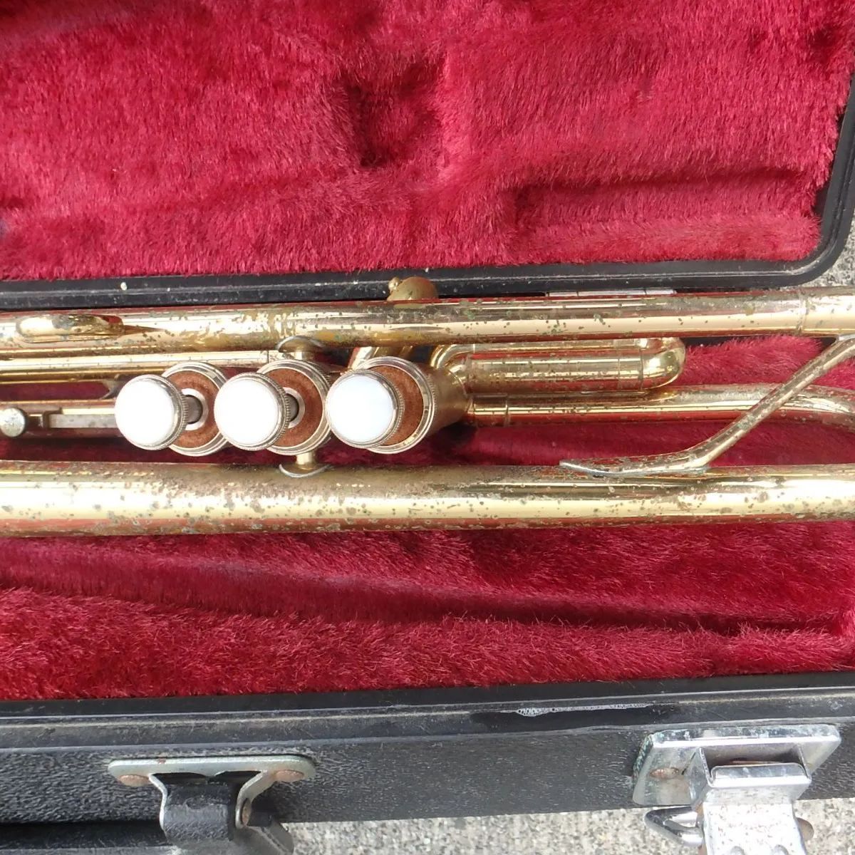 発送のみ】YAMAHA ヤマハ トランペット YTR2321 学校備品 金管楽器 発送のみ】YAMAHA ヤマハ トランペット YTR2321 学校備品 金管楽器