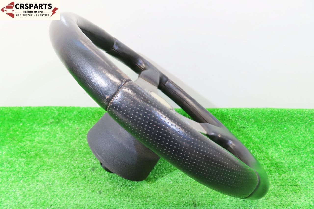 MOMO RACE タイプ D35 ステアリング ハンドル ボス付 (KBA 70116)取外