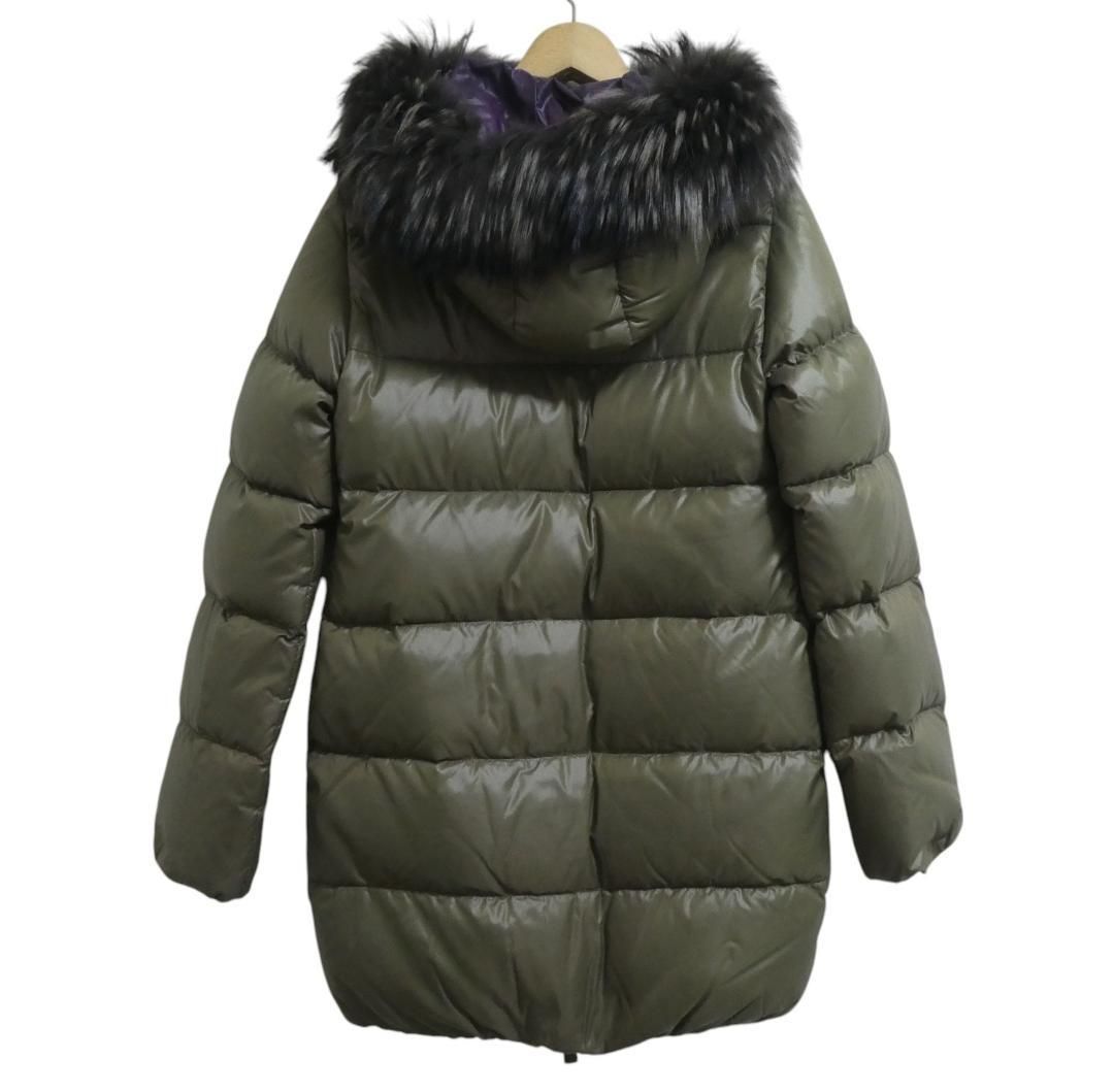 【美品】DUVETICA　Alia　ロング　ダウンコート　カーキー　サイズ40 極美品 訳アリ DUVETICA デュベティカ サイズ40 KAPPA カッパ ラクーン