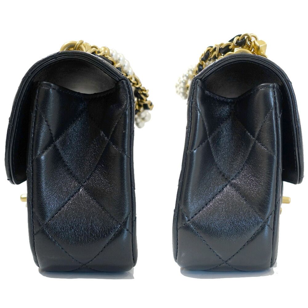 シャネルショルダーバッグミニマトラッセシリアル有ギャランティカード有ターンロック シャネルショルダーバッグミニマトラッセシリアル有ギャランティカード